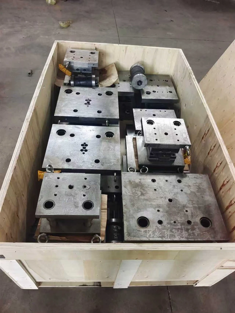 Hardware Mold Manufacturing Factory Stamping Mold Stretching Mold